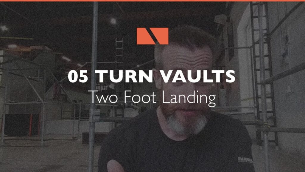 How to Turn Vault #05 - Two Foot Landing Parkour Tutorial. [125]